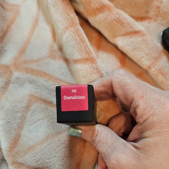 Dramalicious Pink Lipstick by Color Street (202) - Picture 3 of 4